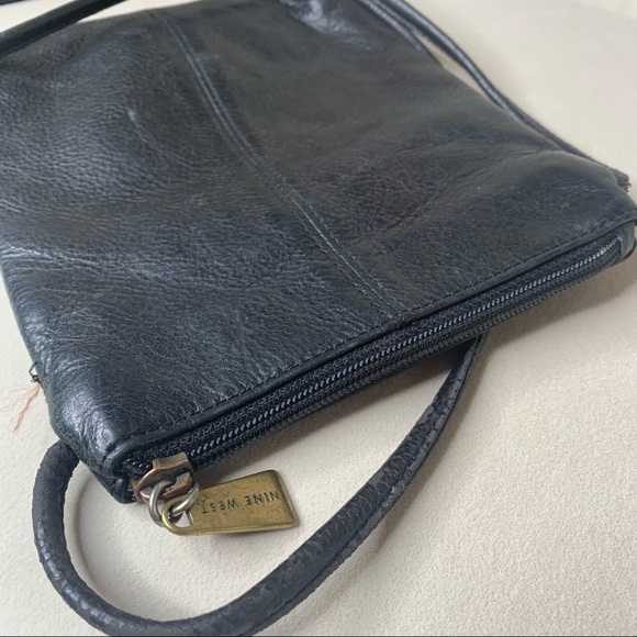 Vintage Nine West Small Black Leather Bag Purse - Picture 3 of 4